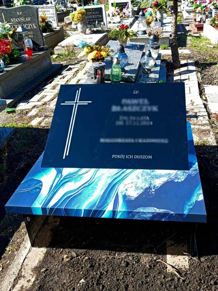 Nagrobek kompozytowy urnowy / dziecięcy — zdjęcie 7